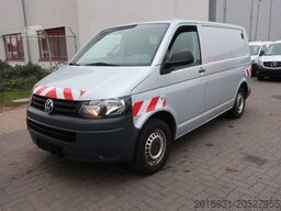 VOLKSWAGEN T5 Transporter Kasten 4Motion/Klima/AHK/FN: 243