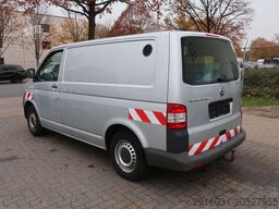 VOLKSWAGEN T5 Transporter Kasten 4Motion/Klima/AHK/FN: 243