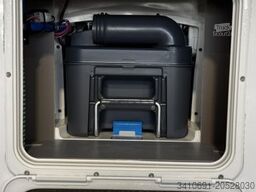 LMC Tourer Lift H 660 G 70 Jahre Allwetterreifen