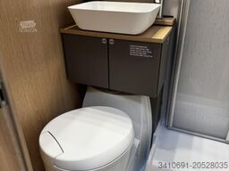 LMC Tourer Lift H 660 G Automatik 70 Jahre RFK