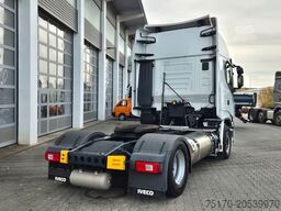 IVECO Stralis 460NP LNG Standklima Xenon 3 Stück