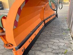 John Deere 6320 Frontlader Schneepflug Fronthydraulik