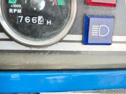 ISEKI 2120 Schneeschild Streuer Winterdienst