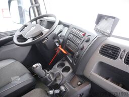 Renault D210 12T / Bitemperature Refrigerator