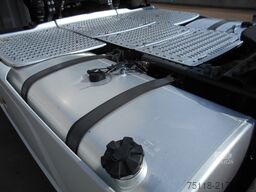 DAF XF 530 FT SUPER SPACE CAB