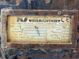 Caterpillar M313D VA - Outriggers + Blade