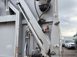  GFÖLLNER CONTAINER KIPPER + MEILLER HARDOX MULDE