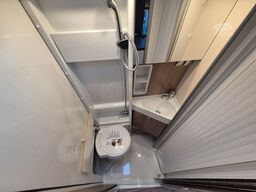 MALIBU 640 LE Coupe *Assistenz-P*Navi*AHK*Solar*Markise