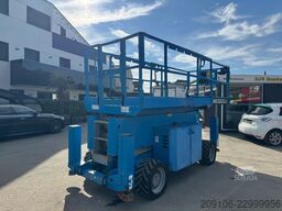 GENIE GS 4069 Scherenarbeitsbühne 14 m Diesel 4x4