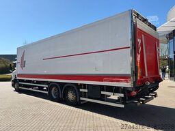 SCANIA P320 6x2/4