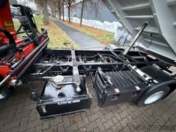 Mitsubishi Canter 9C18 - 95 Tkm - Kipper - Kran