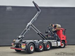 Mercedes-Benz AROCS 3645 8x4 / HIAB Z KRAAN + HAAKARM