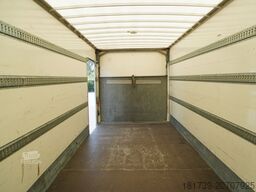 Renault D12 Euro 6 / 18 pallets / Tail lift/ 2017