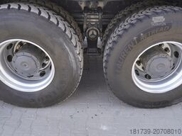 Mercedes-Benz Actros 2641 6×4 E5 / Crane / Dumper