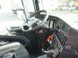 Mercedes-Benz Antos 2540 / Flatbed 15 EPAL/ Fassi F165