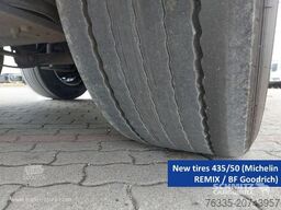 Schmitz Cargobull Curtainsider Mega