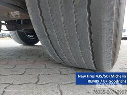 Schmitz Cargobull Curtainsider Mega