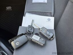 VOLKSWAGEN Caddy ALLRAD 4x4 Klima Kamera Top Austattung