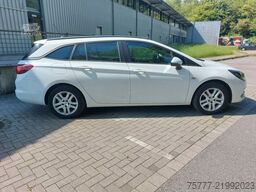 OPEL Astra Sports Tourer 1,5 CDTI-AHK-Navi-PDC