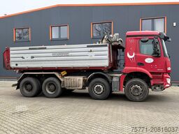 Mercedes-Benz AROCS 3243 8x4 EURO6 WYWROTKA TRÓJSTRONNA Z BOR...