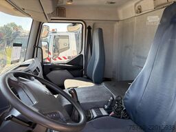 Volvo FE 300 + EURO 5 + 6X2 steering + MANUAL
