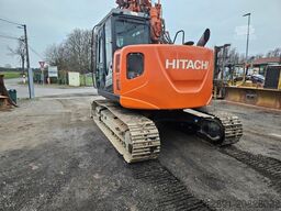 Hitachi ZX 135 US-5