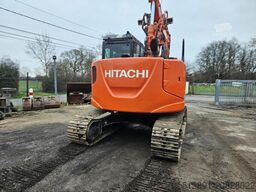 Hitachi ZX 135 US-5