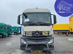Mercedes-Benz Actros 1843