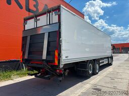 Volvo FM 370 6x2*4 MITSUBISHI TU100SA / BOX L=9491 mm