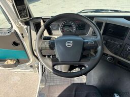 Volvo FM 370 6x2*4 MITSUBISHI TU100SA / BOX L=9491 mm