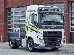 Volvo FH 13.500 Globetrotter 4x2 - I parkcool - Full ...