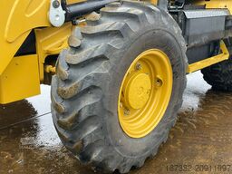 Caterpillar 424 4x4 Backhoe Loader