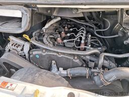 FORD Transit 2.2 KOFFER 9 PAL/ KLOPFENDER MOTOR!