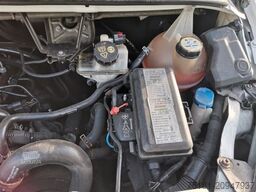 FORD Transit 2.2 KOFFER 9 PAL/ KLOPFENDER MOTOR!