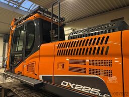 DOOSAN DX 225 LC
