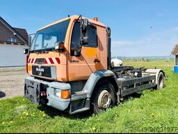 MAN LE 18.280 4x2 LL LE 18.280 4x2 LL, Winterdienstausstattung, 6-Zylinder