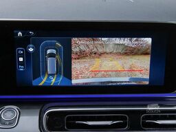 MERCEDES-BENZ V 220 d STYLE Kompakt NAVI DISTR AHK KAM SHZ LM