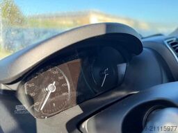 TOYOTA FURGONE NOLEGGIO