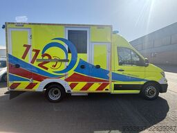 MAN TGE 180 50 180pk Automaat 50 AMBULANCE INCL STR...