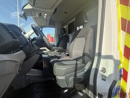 MAN TGE 180 50 180pk Automaat 50 AMBULANCE INCL STR...