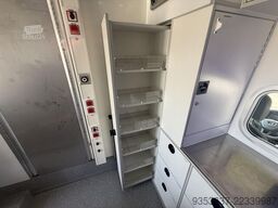 MAN TGE 180 50 180pk Automaat 50 AMBULANCE INCL STR...