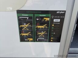MAN TGE 180 50 180pk Automaat 50 AMBULANCE INCL STR...