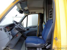 IVECO Daily 35 S 12 A / P Maxi Postkoffer Regalsystem