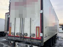 Schmitz Cargobull box semi-trailer with Carrier unit