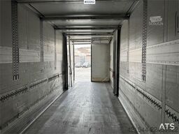 Schmitz Cargobull box semi-trailer with Carrier unit