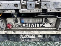 Schmitz Cargobull box semi-trailer with refrigeration unit and load