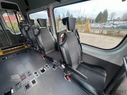 VOLKSWAGEN Crafter 2.0 Tdi 80kw L2H2 9 Sitze + Lift + Klima