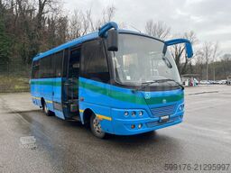 Salvador Caetano Optimo