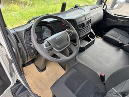 Iveco T-Way AD720T47TH AT Tractor Head (3 units)