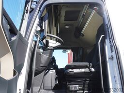 Mercedes-Benz Actros 2542 MP5 / Curtainsider 19 EPAL/